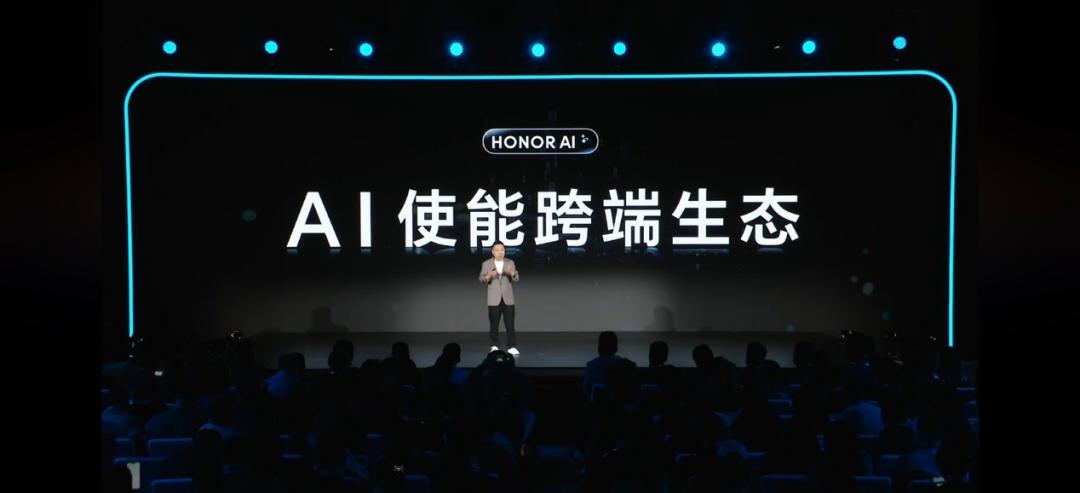 AI原生手机之战:三大阵营的对决