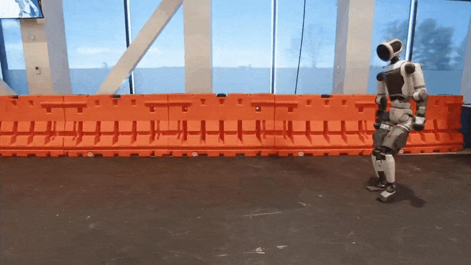 Atlas机器人越来越像人了,强化学习加持爬行、翻跟头、跳街舞,已安排进厂打工