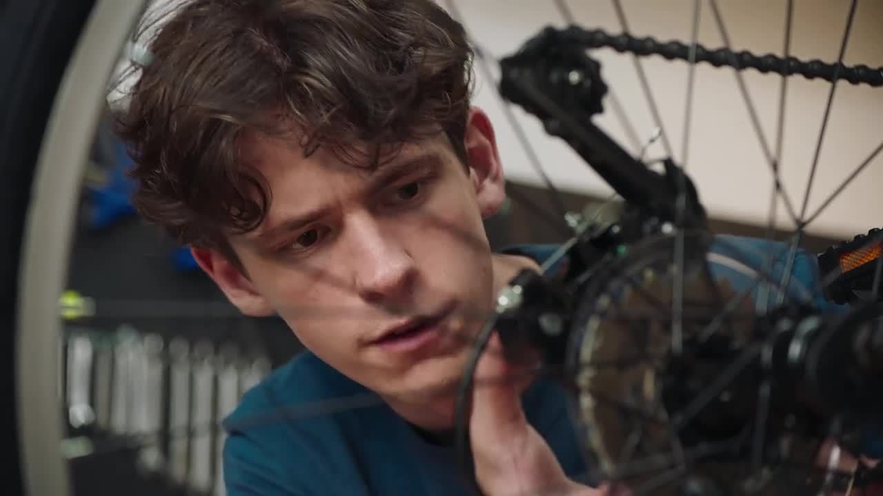 谷歌安卓全能 AI 智能体 Astra 首秀:主动制定解决方案,代理操控手机