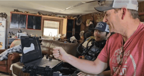 刚刚,马斯克切脑全场震撼!插脑只要1.5秒,26年治愈失明,28年全人类变AI