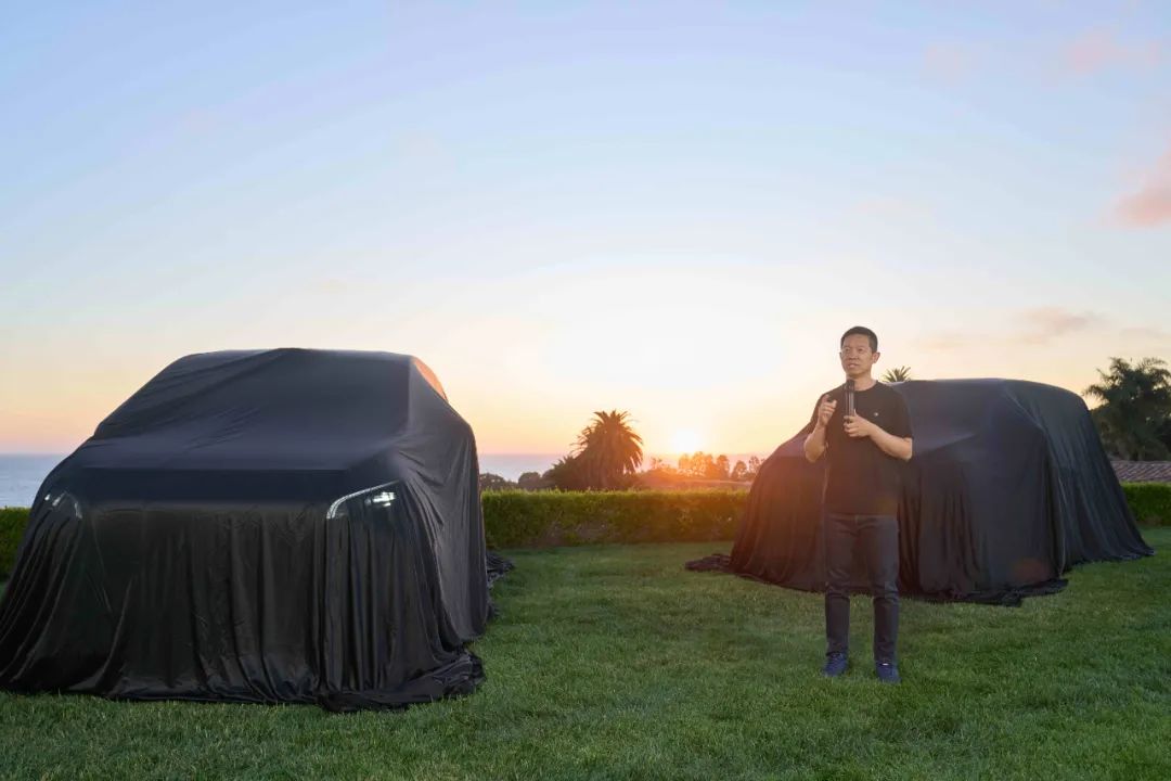 法拉第未来 FX Super One 私享与共创活动举行,FF 超级智脸系统及 FF EAI 具身智能体 6x4 架构发布