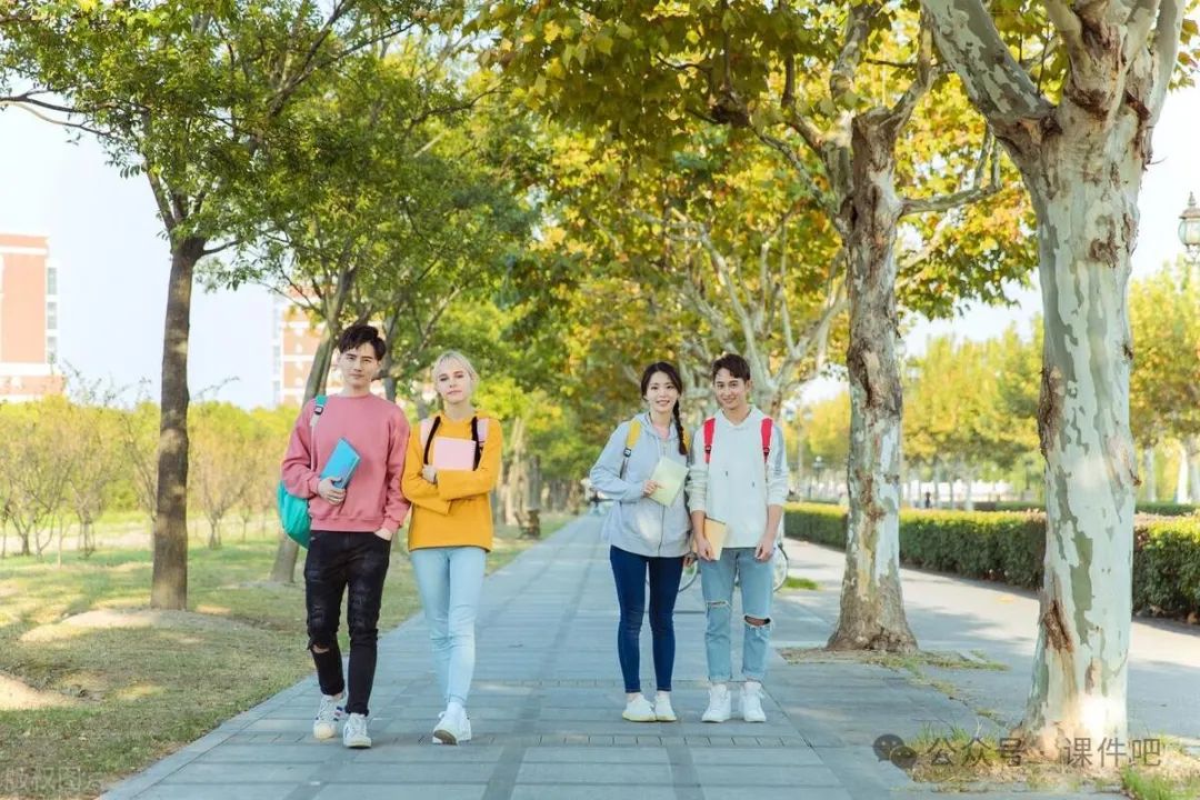 学会和DeepSeek对话,教师必须掌握的60+教学指令