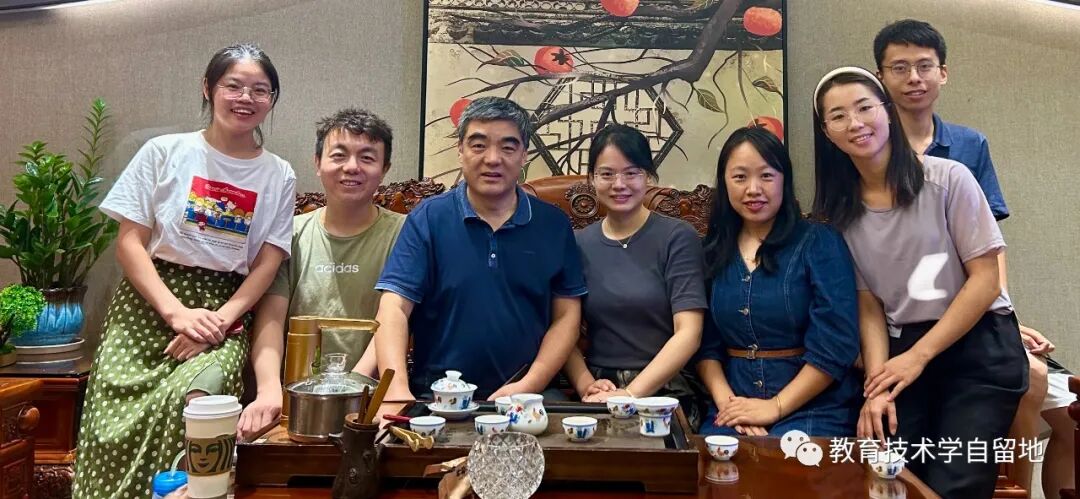 Manus总部搬去新加坡了,智谱清言的AutoGLM 沉思感觉不错,而此次豆包新发布的“超能模式”还是真香啊!