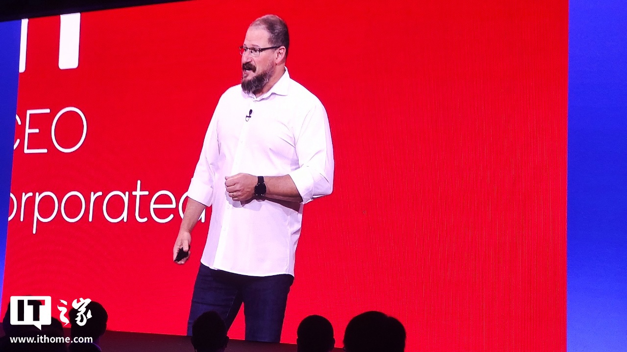 高通展望“AI Everywhere”愿景:以人为中心打造新 UI,扩展智能体技能