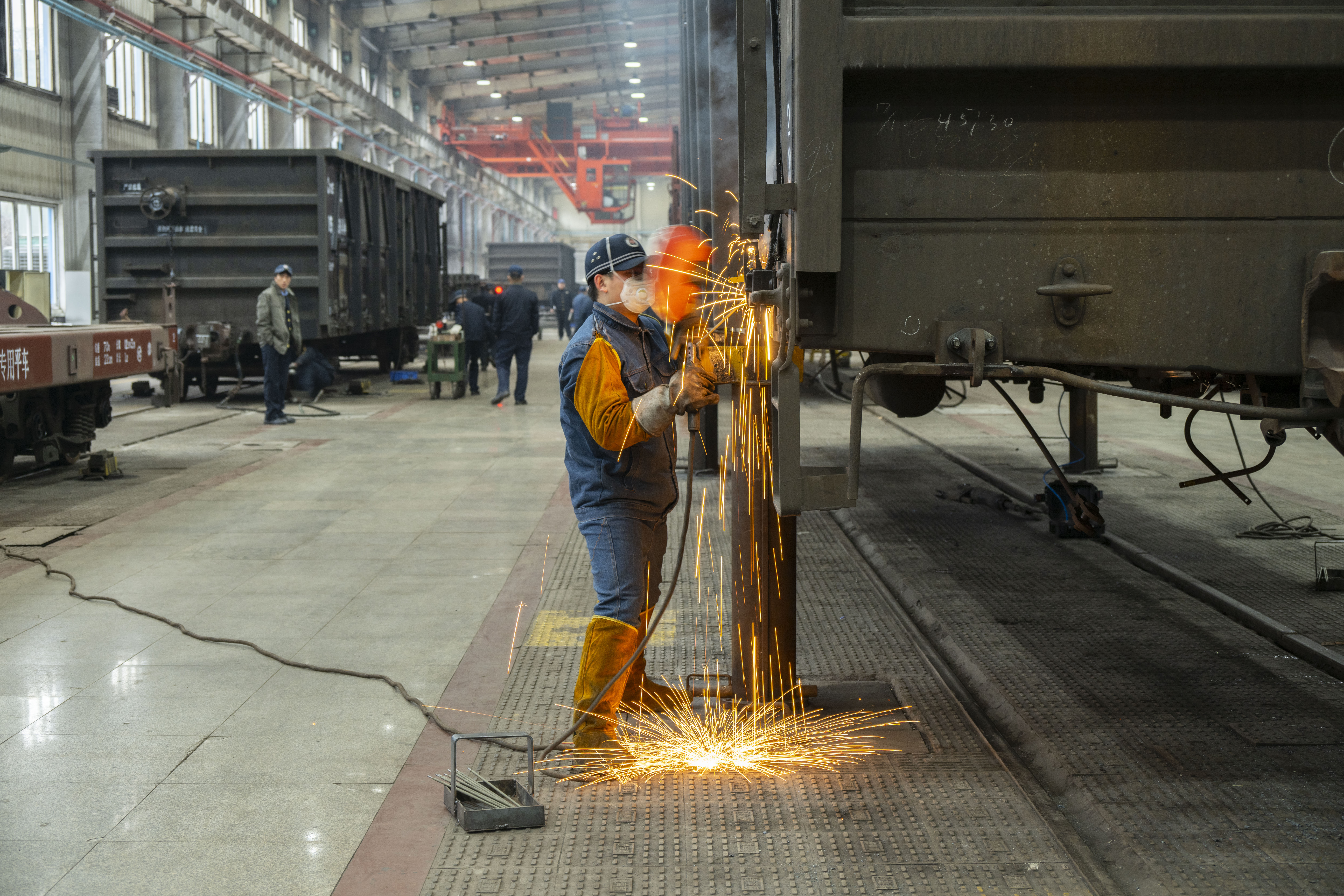 17495249076775.jpg 贵州“智慧检修”点亮国际班列新速度!科技赋能让跨境物流一路向前