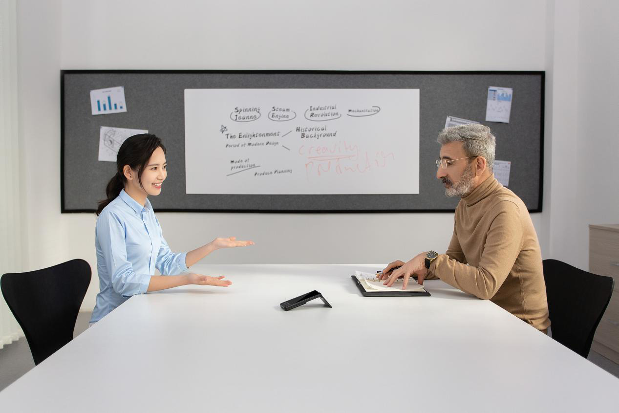 赠永久国际流量会员权益:讯飞双屏翻译机 4699 → 3538 元再降价