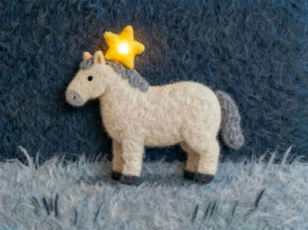 AI 图片商业化的最后壁垒被 Lovart 打破!