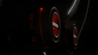 众擎 T800 人形机器人发布:18 万元起,行业首搭固态动力电池