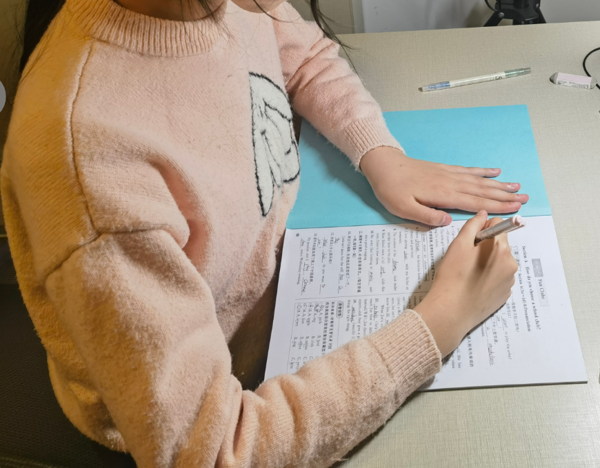 如何让AI检查和辅导孩子作业?