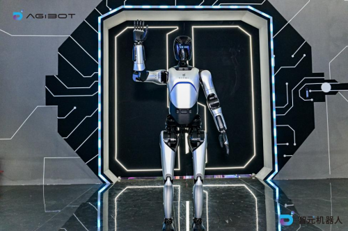 机器人跨界艺术与运动!智元AGIBOT让“人机共生”照进现实