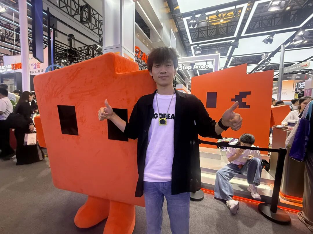 WAIC深度体验:能跨端使用的 Agent 才是好 Agent!