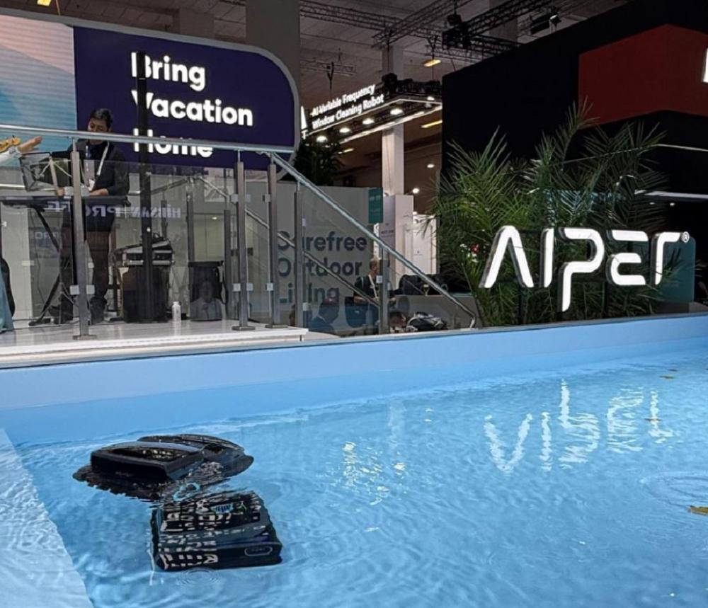 暴走IFA展会带来八大看点!宇树机器人表演秀翻老外,国产AI眼镜攻陷欧洲,“电动老头乐”也来了