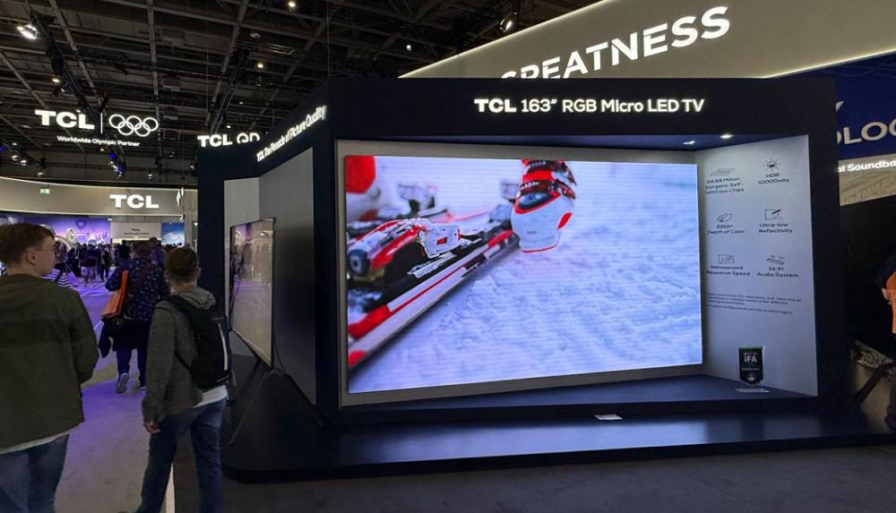 暴走IFA展会带来八大看点!宇树机器人表演秀翻老外,国产AI眼镜攻陷欧洲,“电动老头乐”也来了