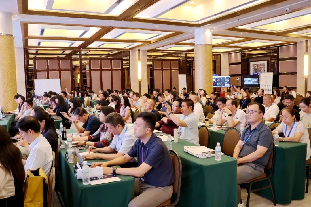 PPT | 北京师范大学副教授蔡苏：人工智能时代增强现实 (AR) 赋能智慧课堂