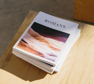 年轻人刷短视频，也读书