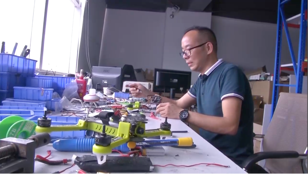 潮水的方向｜小鹏汇天创始人赵德力：飞行汽车梦待落地