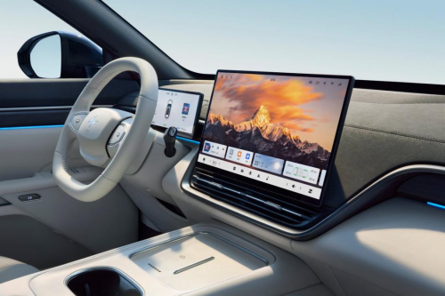 长途自驾不累人！2026 款东风奕派 eπ008 座椅舒适，20 万级家庭 SUV 超适合出游