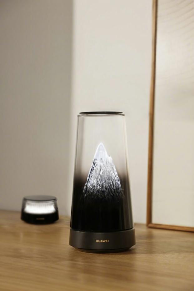 余承东官宣华为新款路由，日照金山独特设计，新一代家居美学智能中枢