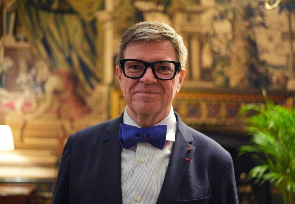 Meta首席AI科学家杨立昆被曝计划离职创业