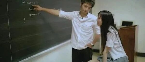 优秀课程案例：图形化编程动态文字庆中秋，祝愿大家中秋快乐！