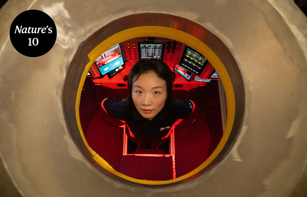 《自然》十大科学人物：DeepSeek梁文锋、潜入深海9000米杜梦然入选