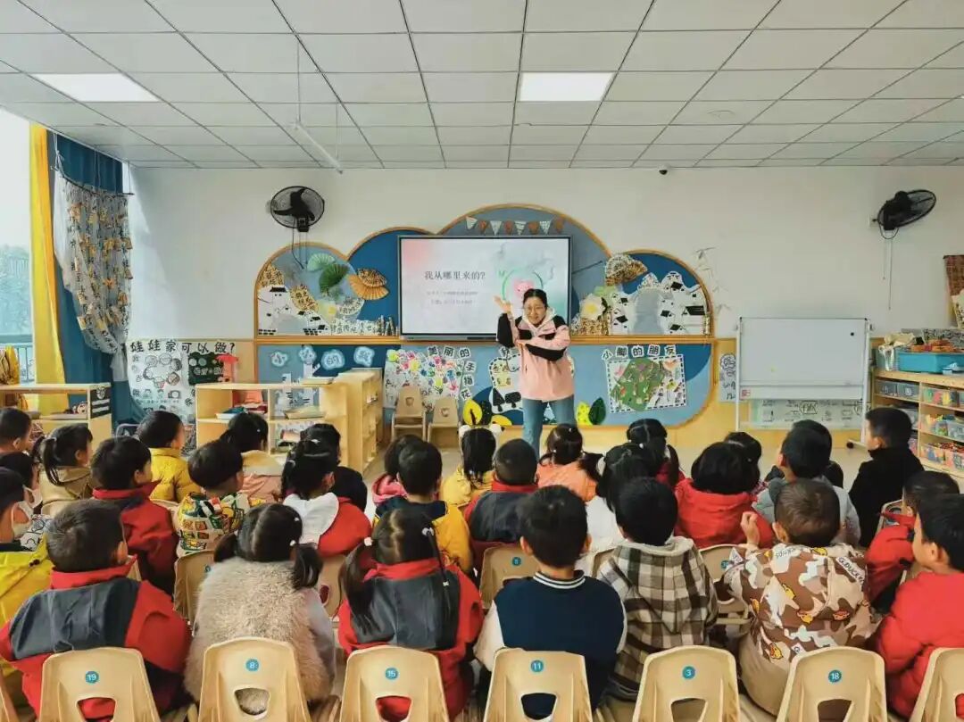 太爽了！这个免费直出 PPT 的 AI 工具，国产Nano Banana Pro？（附提示词）