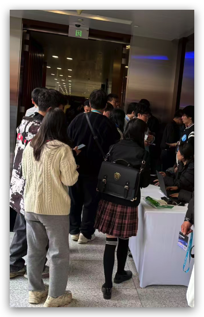 扣子彻底变了！拥抱 Vibe Coding，不只是智能体！