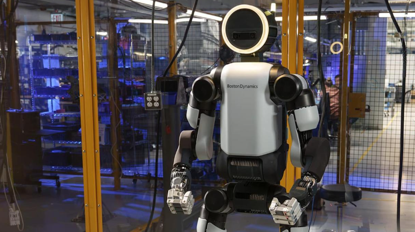 波士顿动力 CES 2026 发布 Atlas 人形机器人量产版本，首先发货现代汽车和谷歌 DeepMind