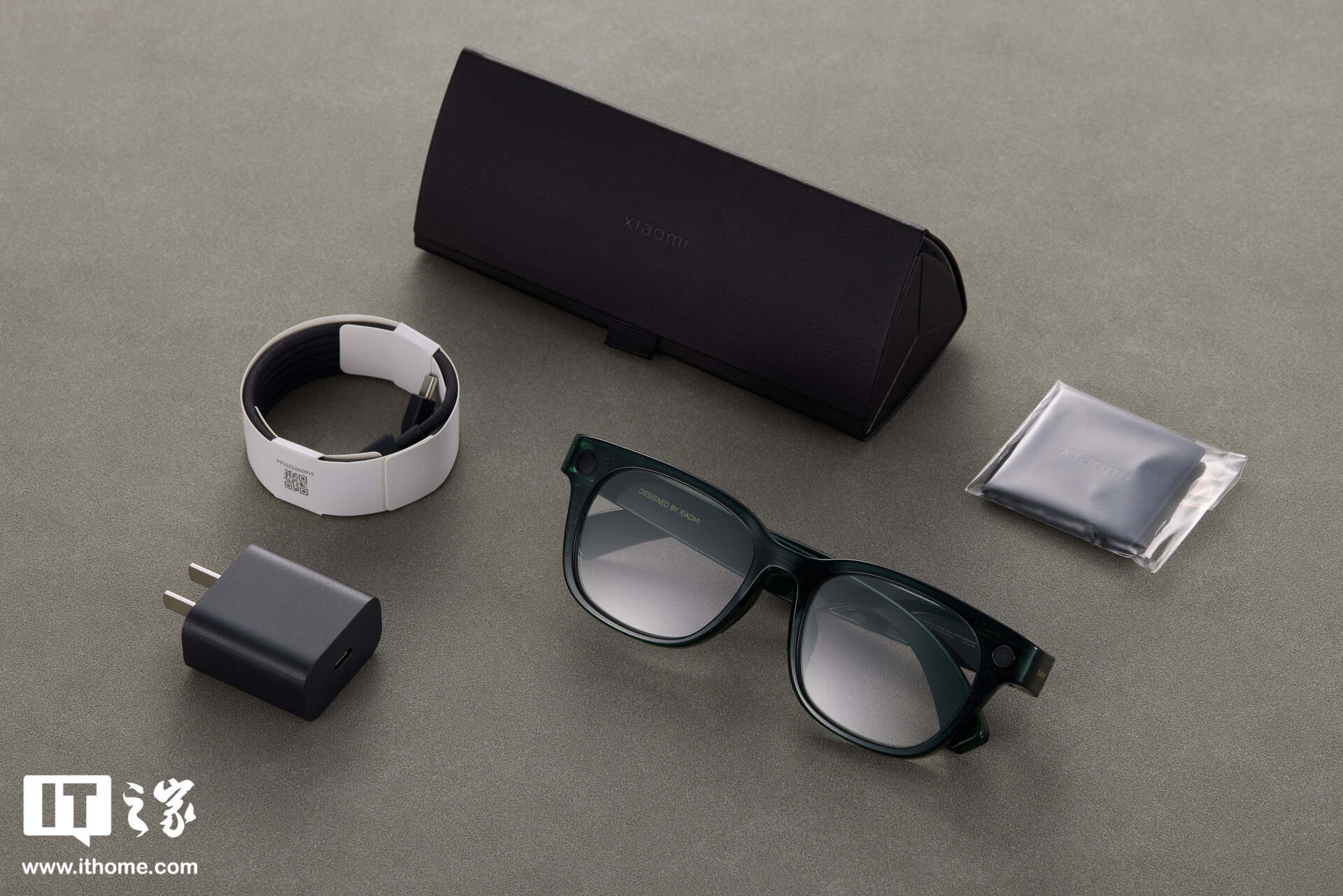 小米支付宝达成合作，AI 眼镜支持智能缴停车费