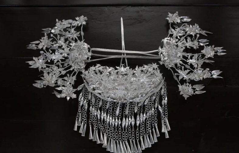 为什么NotebookLM的资料要上传PDF格式？