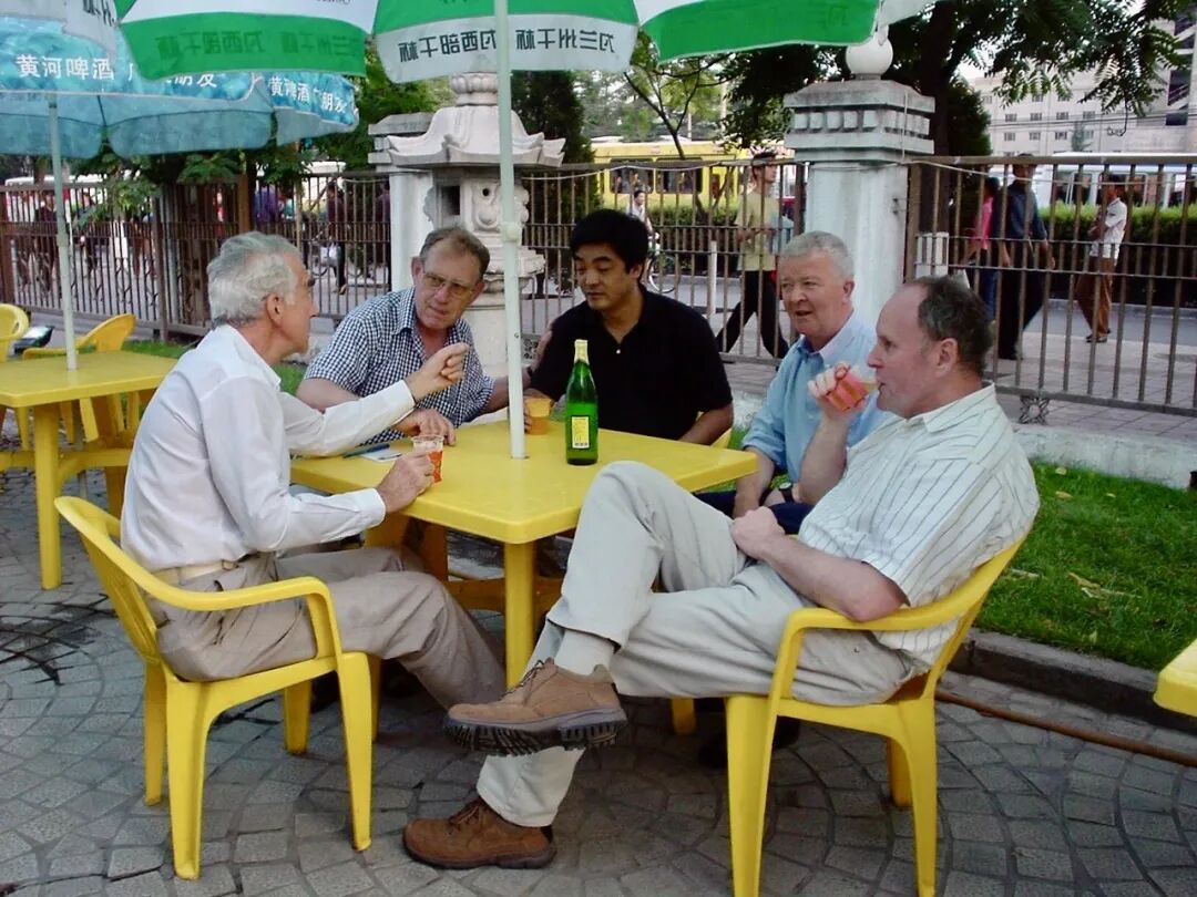 AI赋能教育就是一场正在进行的社会技术想象，希拉·贾萨诺夫和她的“社会技术想象”理论为我们提供了独特视角