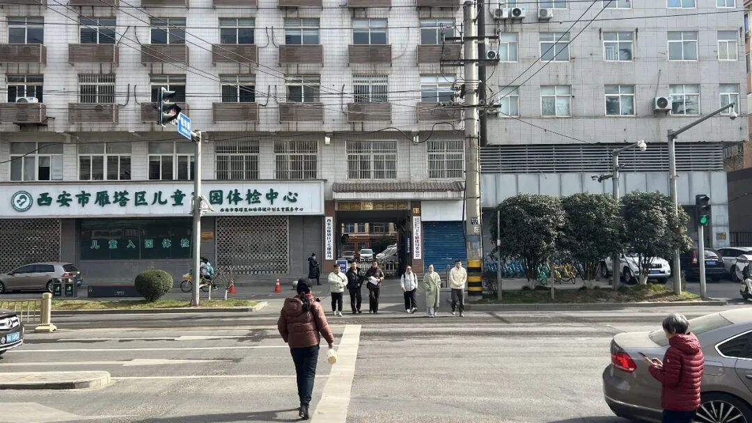 人工智能时代重新审视SAMR模型：为什么该模型需要第二个轴？