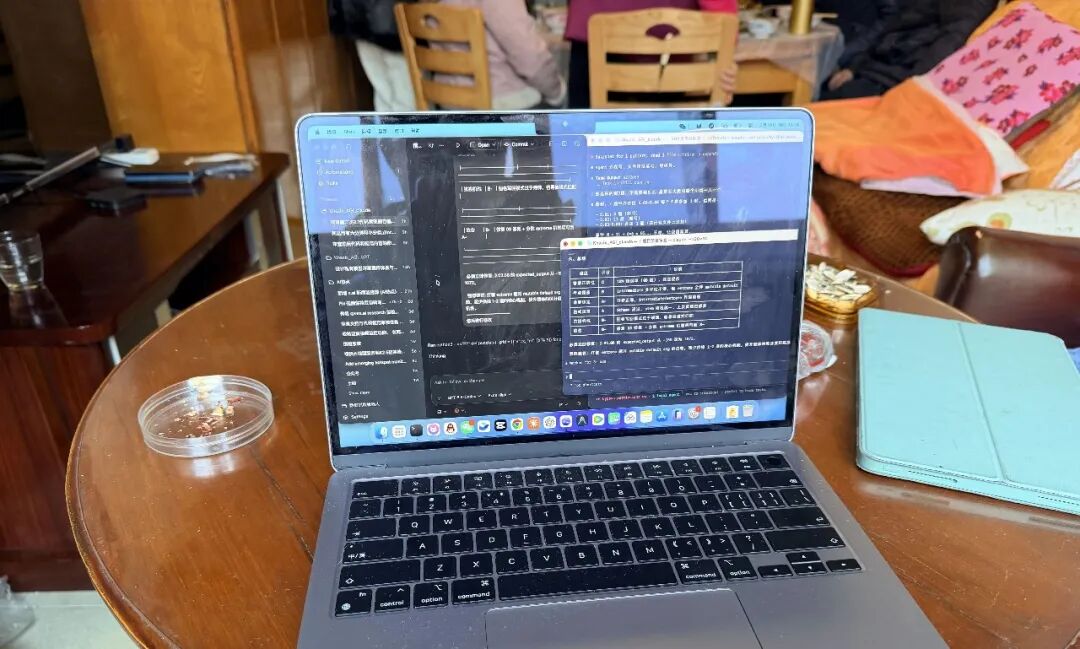 Claude Code更新，你终于可以随时随地在手机上Vibe Coding了。
