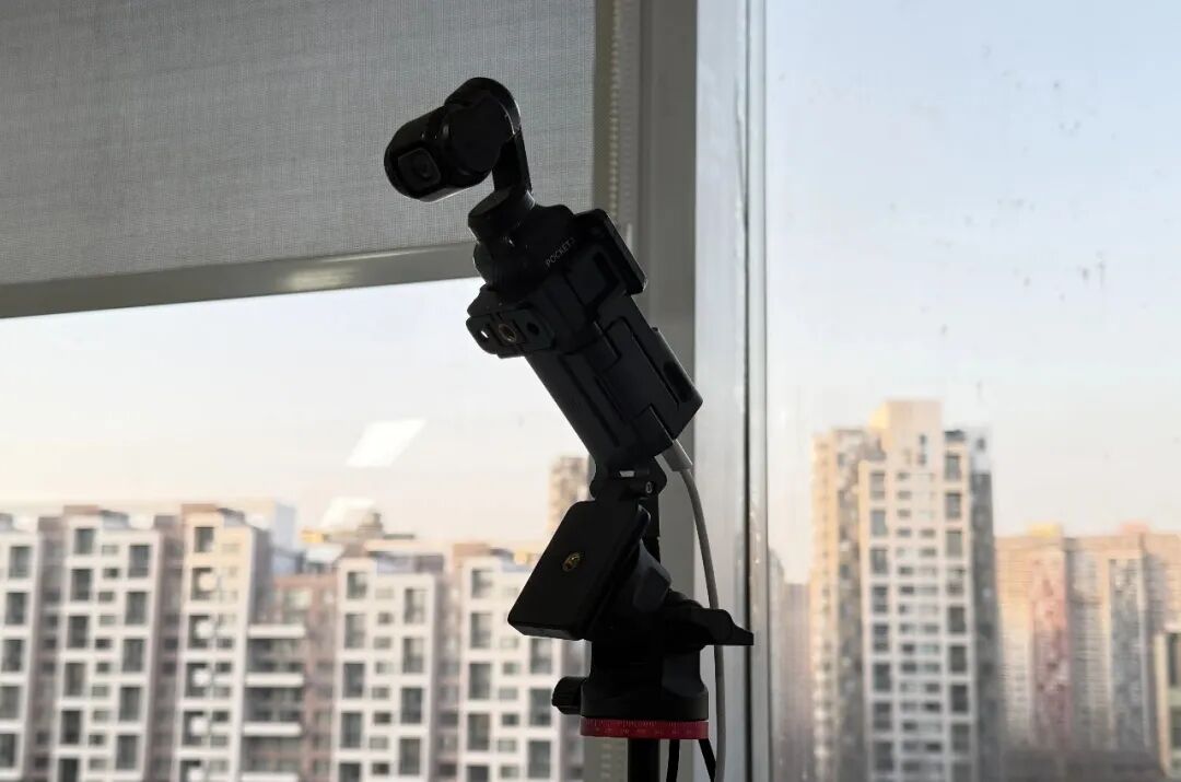 我们给OpenClaw加了一双眼睛，来记录我们这平凡的一天。