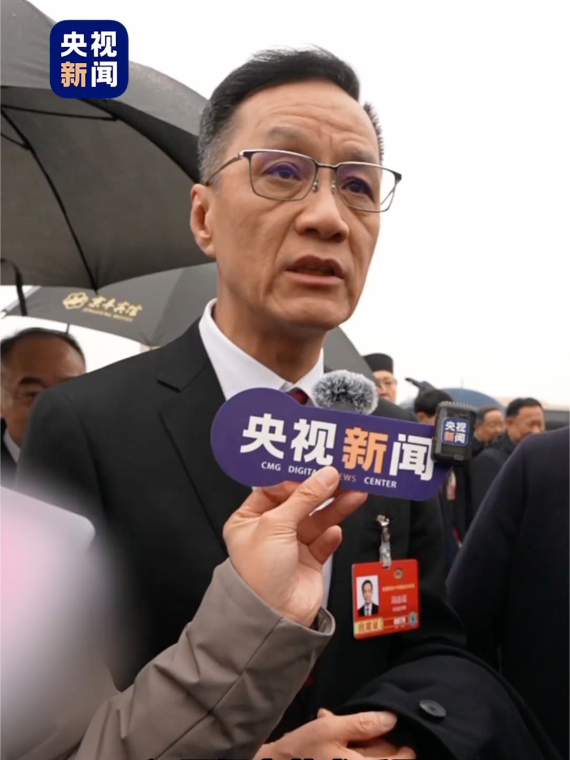 北京人民艺术剧院院长冯远征：AI 再怎么发展，它绝不可以主宰人
