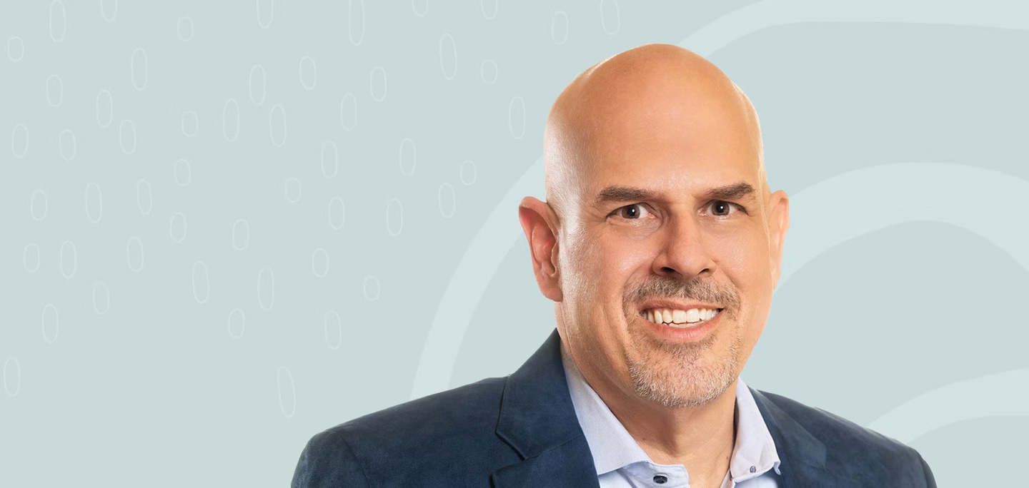 甲骨文 CEO 西西里亚：AI 不会取代人类，而是增强能力