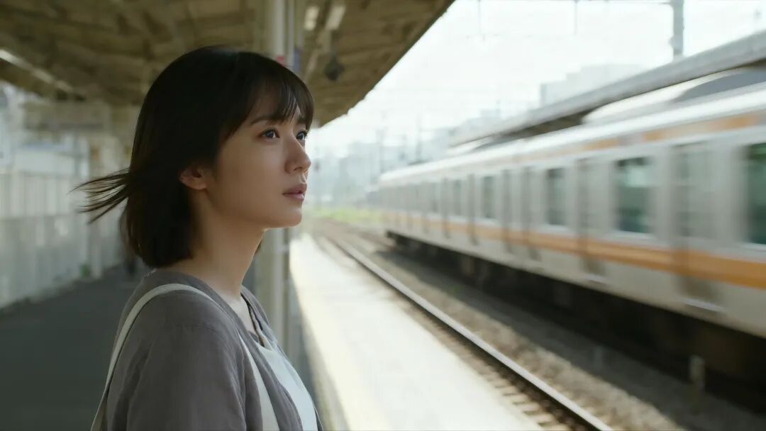 只提升清晰度已经不够用了，AI生图质感差距的秘诀就在打光