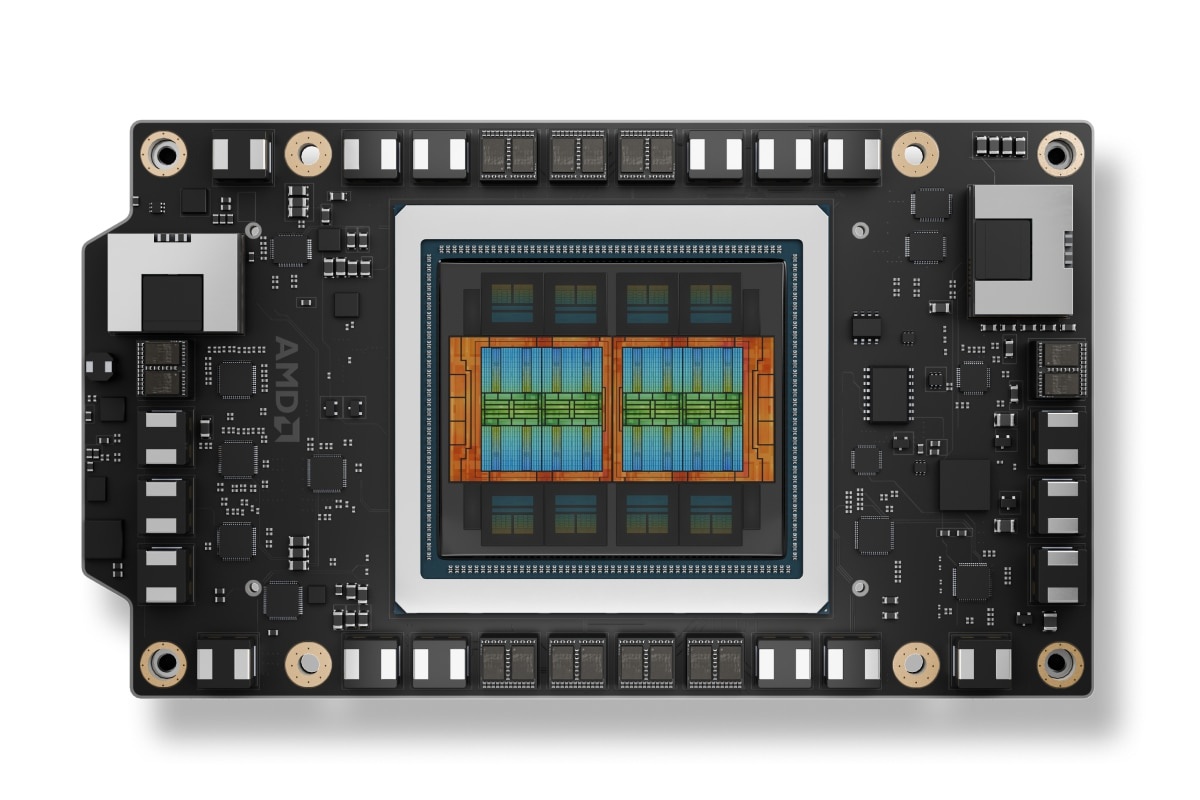 AMD 时隔四年重推 PCIe AIC 形态 Instinct 显卡：MI350P 规模砍半