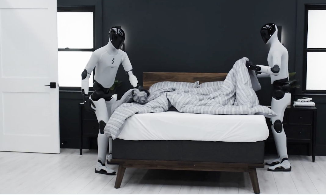 两台 Figure AI 人形机器人大秀新技能：不到两分钟铺好一张床