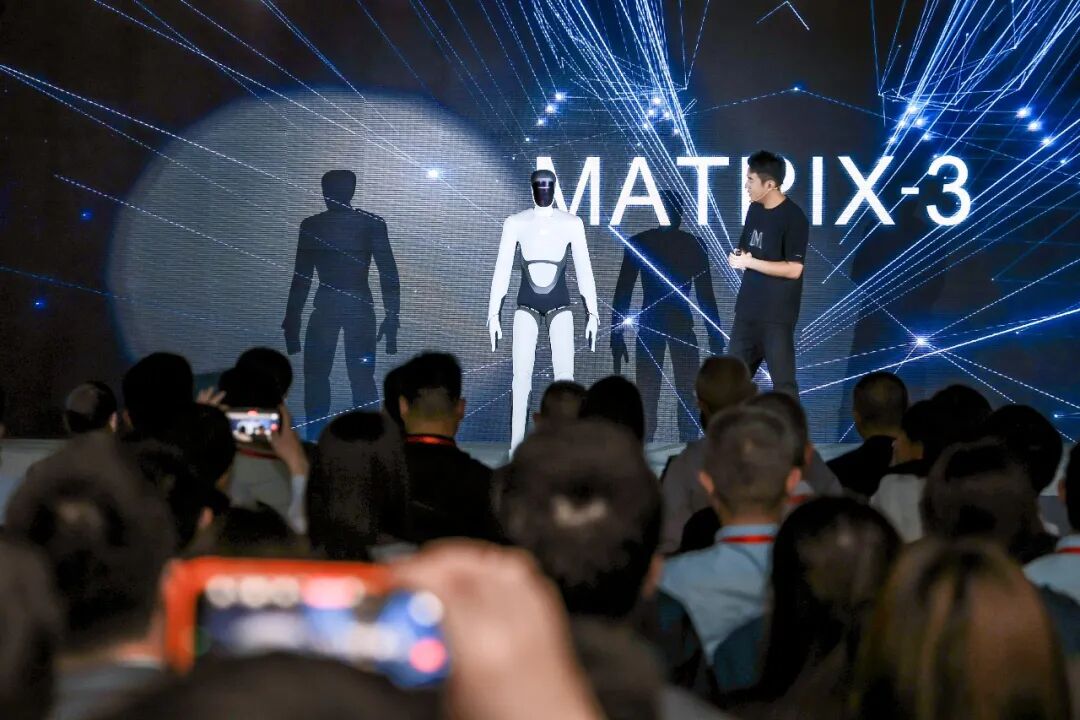矩阵超智发布 MATRIX-3 旗舰人形机器人：英伟达 AGX 算力、自研直线关节，售价 58 万元起