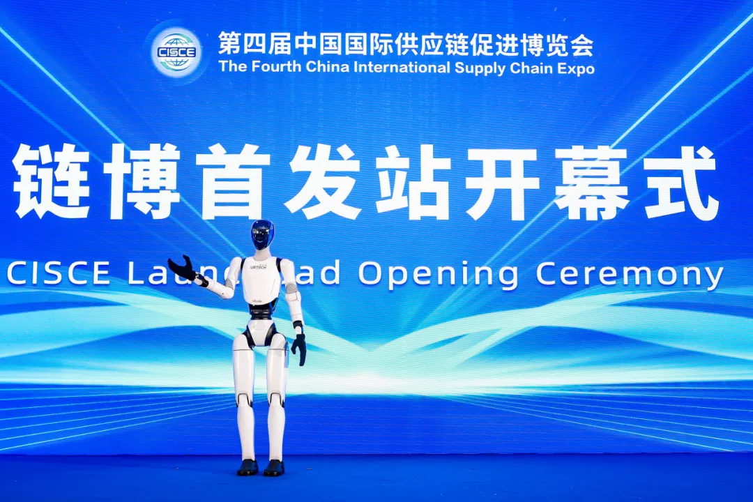 优必选发布人形机器人 Walker C1：可实现人机共舞，面向商用服务场景