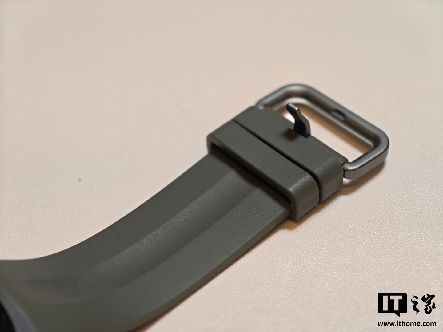 三星 Galaxy Watch 9/Ultra2 手表现场实拍：精致轻盈，坚固奢华