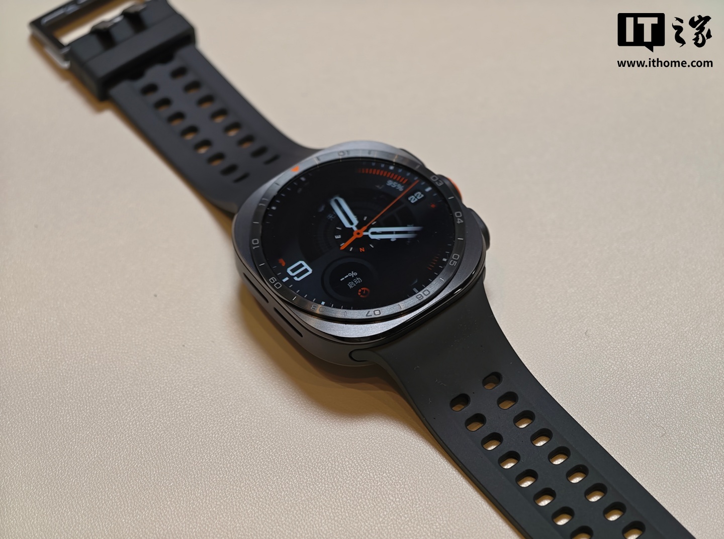 三星 Galaxy Watch 9/Ultra2 手表现场实拍：精致轻盈，坚固奢华